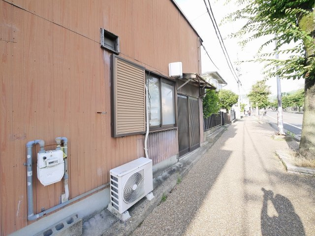 高畑倉庫（飛鳥園）の外観
