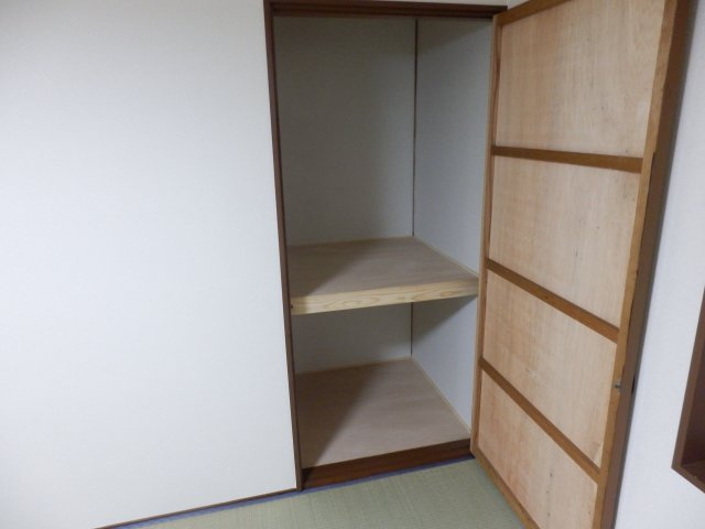 田中アパートの収納