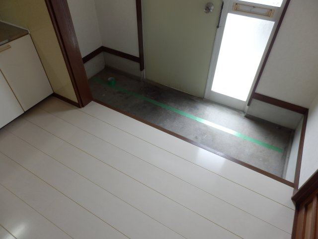 田中アパートの玄関