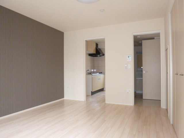 コン・テネレッツァの寝室|洋室