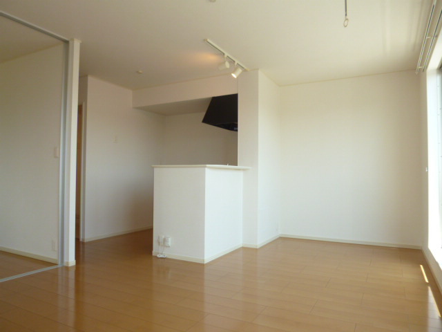 ウィステリアⅠの居間・リビング