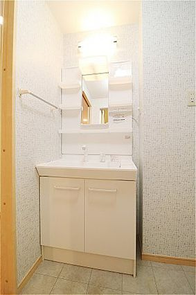 イルプリモ上津の洗面所