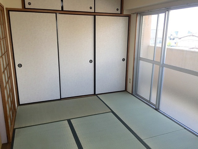 サンライズ荒木駅前の寝室