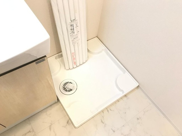 エクレール高畑|洗濯機置場