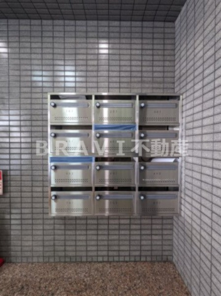 安藤ビルディング BRAVI不動産のその他共用部分|【安藤ビルディング】郵便受け