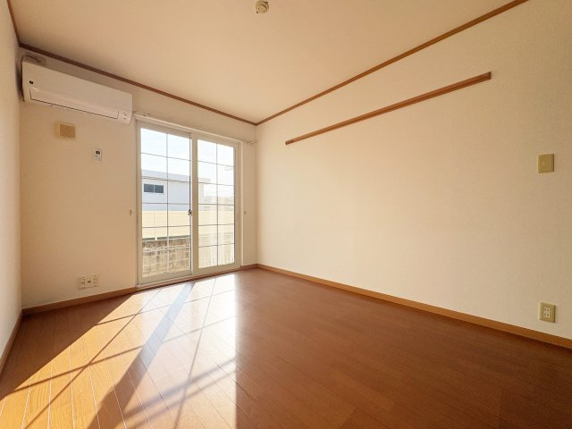 【洋室】 | カームリーハウス