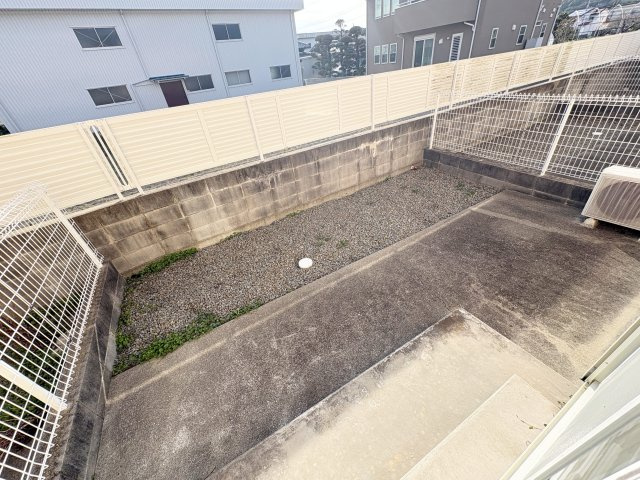 【庭】 | カームリーハウス
