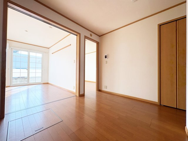 【居間・リビング】 | カームリーハウス