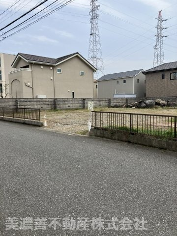５９２６０　本巣郡北方町高屋伊勢田土地の前面道路含む現地写真