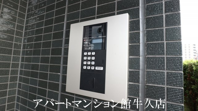 パルムひたち野のエントランス
