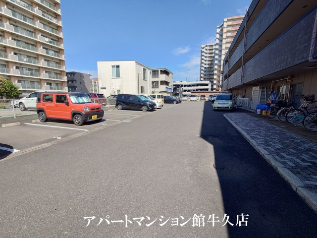 パルムひたち野の駐車場
