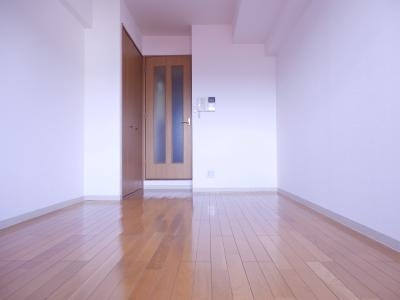 プレサンス京都二条城前の子供部屋|洋室