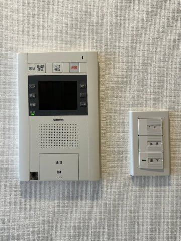 AXAS汐留のセキュリティ|モニタ付きインターホン※別室参考画像