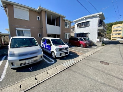【駐車場】 | シャーメゾン岩本