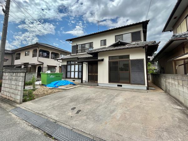 倉敷市東塚　リフォーム済み　中古一戸建ての駐車場