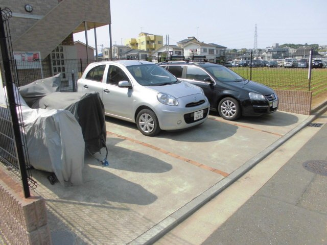 フォルム　ハーヴェストの駐車場