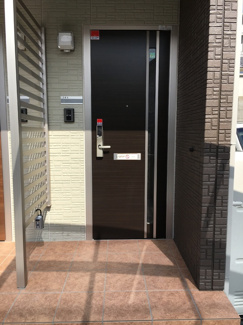 【エントランス】