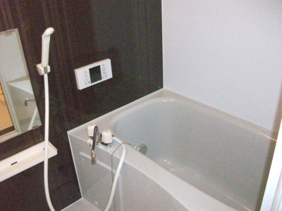 【浴室】 | リテラ県庁西(リテラケンチョウニシ) | 別号室の写真になります。現況優先。