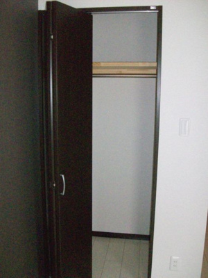 【収納】 | リテラ県庁西(リテラケンチョウニシ) | 別号室の写真になります。現況優先。