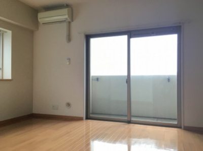 【収納】 | ピュアドームラシュール・イン博多 | ※別号室の写真になります。現況優先。
