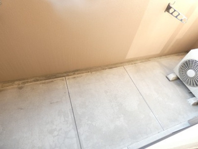 【バルコニー】 | ピュアドームラシュール・イン博多 | ※別号室の写真になります。現況優先。
