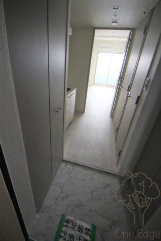 エスリード梅田グレイスの玄関