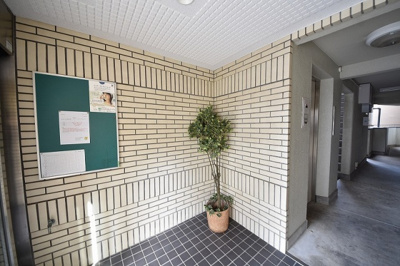 【エントランス】 | ライベストコート南大橋