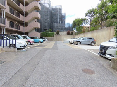 【駐車場】 | メゾンドソレイユ
