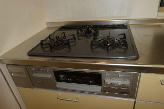 ＳｈｉｏｎⅡ　Ａのキッチン|３口ガスコンロ