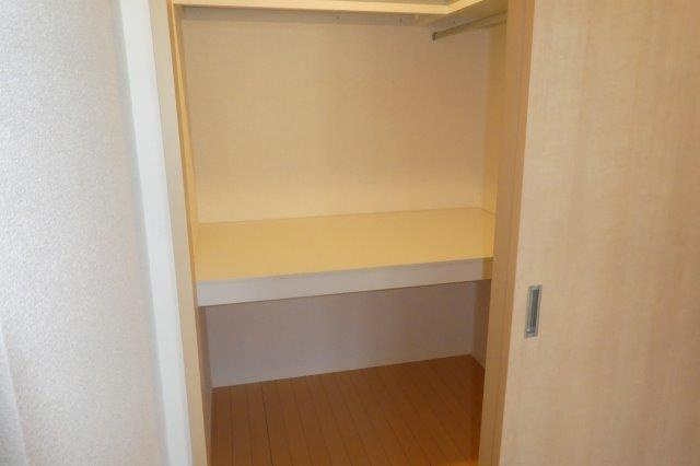 ＳｈｉｏｎⅡ　Ａの収納|ウォークインクローゼット