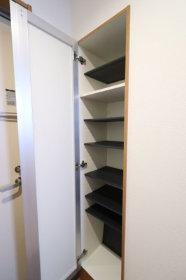 【収納】 | フェリシアガーデン大橋(フェリシアガーデンオオハシ) | 別号室の写真になります。現況優先。