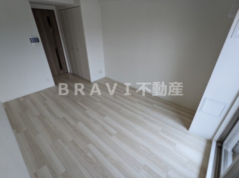 エスリード大阪城アクシス BRAVI不動産の居間・リビング|【エスリード大阪城アクシス】おしゃれな居間です