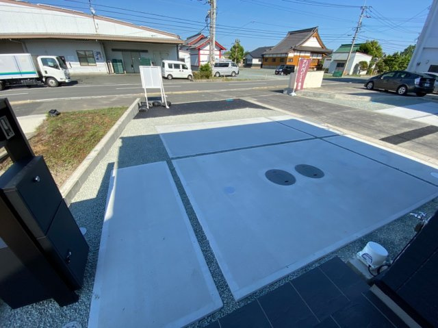 三潴郡大木町大字三八松の新築一戸建の前面道路含む現地写真|前面道路含む現地写真です