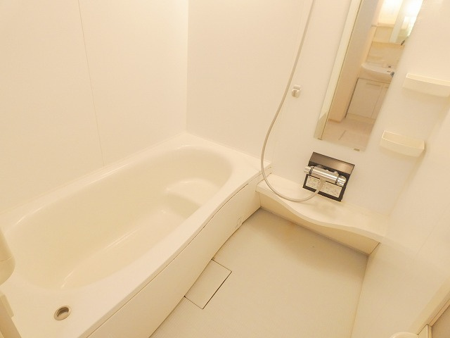 セピアコートの浴室