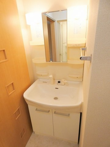 セピアコートの洗面所