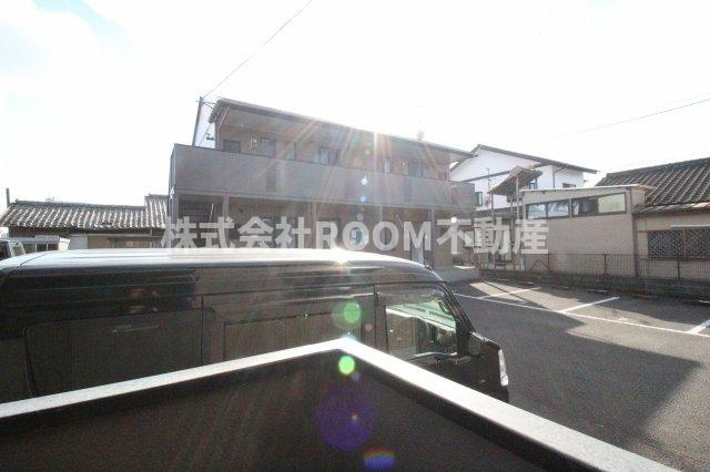 ルミエールの駐車場|カースペースがあります