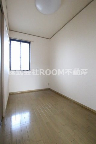 ルミエールの洋室|広々とした洋室です