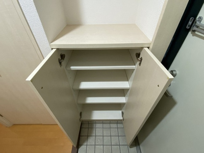 【収納】 | ヴェニール綱場(ヴェニールツナバ) | 別号室の写真になります。現況優先。