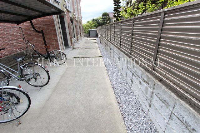 レオネクストセレーネのエントランス