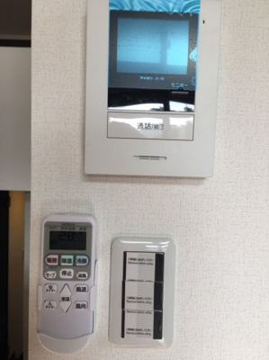 【セキュリティ】 | グラシアス箱崎宮前 | 別号室の写真になります。現況優先。