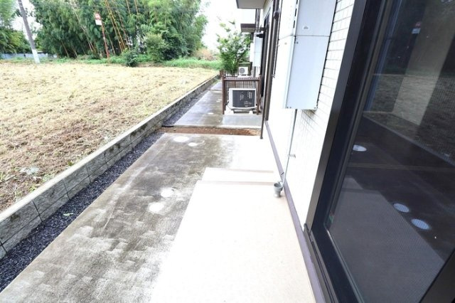 風の通り道の庭