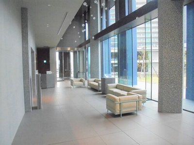 【ロビー】 | センターマークスタワー | ロビー：マンションロビー     （2021年4月撮影）