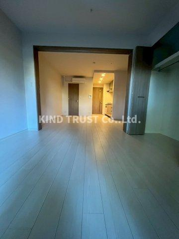 プレサンスロジェ天満橋リバーテラスの居間・リビング|使いやすいリビングです