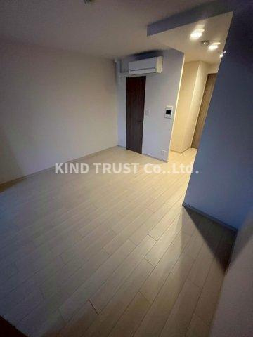 プレサンスロジェ天満橋リバーテラスの居間・リビング|おしゃれなリビングです