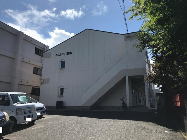 サンハイツミキの駐車場
