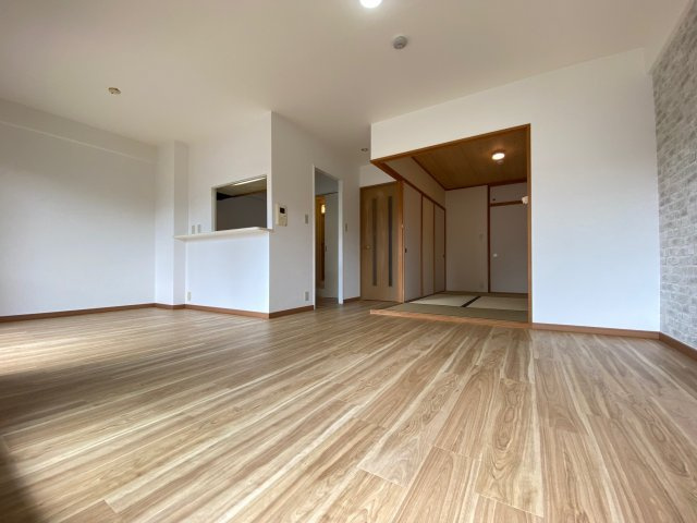 ディオフェルティ狭山西山台の居間・リビング