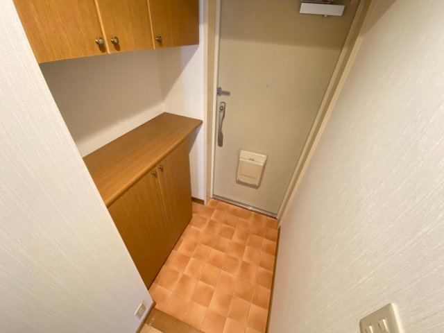 ディオフェルティ狭山西山台の玄関