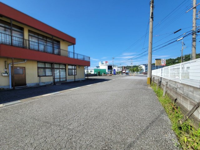 彦根市外町の店舗事務所の外観