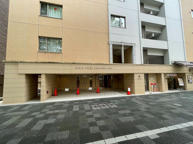 地下鉄烏丸線・東西線『烏丸御池』駅まで徒歩２分◆リビング床暖房完備◆１ＤＫ◆イーグルコート烏丸御池の外観|外観