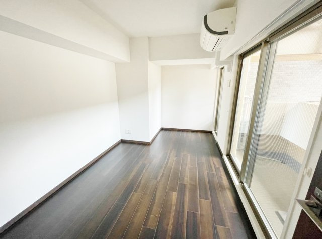 地下鉄烏丸線・東西線『烏丸御池』駅まで徒歩２分◆リビング床暖房完備◆１ＤＫ◆イーグルコート烏丸御池の洋室|洋室